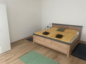 Modernes 60m2 Apartment mit Gartenblick - Hundefreundlich nähe Westbahnhof T5