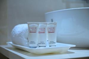 HOTEL SHANDON-2 Mins From Connaught Place