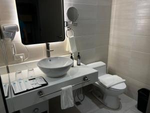 Hudor Resort - Bauang, La Union