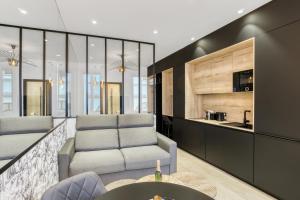 F2 rue St honoré D ,Hypercentre à 2 minutes du Palais des congrès