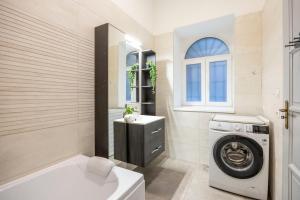 Central Superior Apt -Modern 3BR