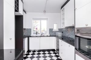 freyja guesthouse and suites