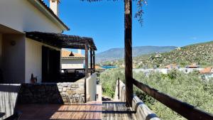 Villas On The Rock Afissos