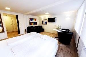 Mosel- Haus Burg Chaussee