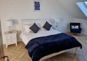 Penthouse apartment with stunning sea views