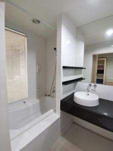 PERFECT 80sqm apartment serve up to 5 完美的公寓