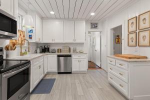 Ocean Jewell - 1041 Ocean Blvd