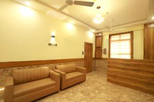 Hotel BKC Minerva, Near US Consulate