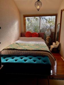 Satsuma vacation Bougainvillea cafe