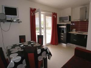 Apartment in Vodice with Seaview, Terrace, Air condition, WIFI (4727-1)