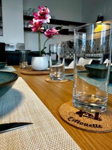 À700m de la mer appartement avec terrasse, parking lalouette