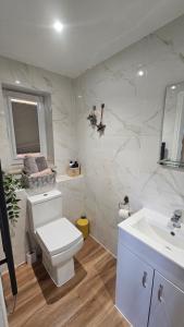 The Otters by Brand Hatch