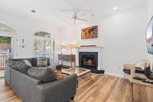 Ocean Breeze Cottage