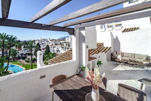 Aldea Blanca, Puerto Banus with Sea view