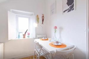 Lisbon Apartment Bairro Alto - Bica 4