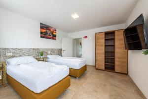 YS Apartments