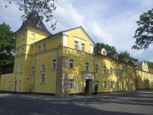 Rezydencja Pałac Lucja BB