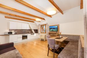 Two-Bedroom Apartment room in Ferienresidence Vital
