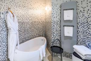 Hotels Chateau de Maraval : photos des chambres