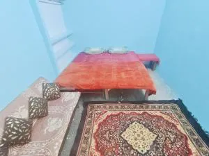 10 min away from Sangam - Chaukhandi