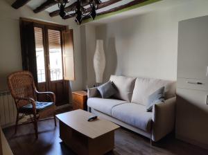 Casa Pilar situada en la capital del Somontano - 3hvězdičkové hotely ve městě Barbastro