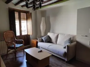 Casa Pilar situada en la capital del Somontano - Castejón del Puente