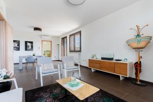 Intera villa ad uso esclusivo con 2 bagni 4 camere da letto,garage,giardino,area fitness,lavatrice,wifi