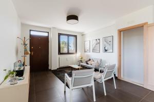 Intera villa ad uso esclusivo con 2 bagni 4 camere da letto,garage,giardino,area fitness,lavatrice,wifi