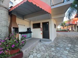 #47-E - (Refúgio e Mar) Hospedagem em Canto Grande, Bombinhas