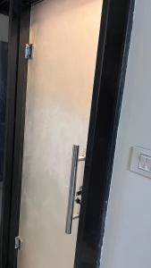 Millennium Suites - Comfy King- Twin Room