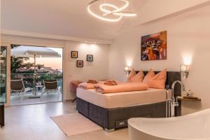 Villa Elena Deluxe in Fazana for 8 people with whirlpool & private pool only 400 m from the beach