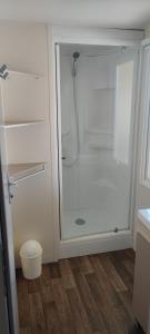 Campings Mobil Home 2 chambres 5 lits Empl J07 : photos des chambres