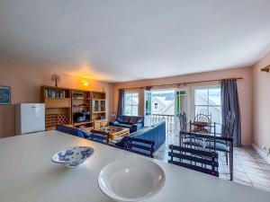 Hout Bay affordable family duplex 7p