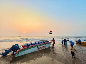 Yepplo Service Apartments - MUMBAI- Private Kitchen & Daily Housekeeping Service