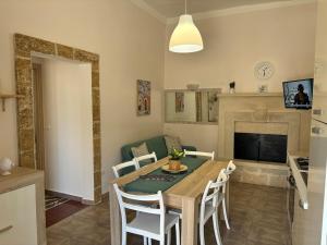 La casa di Martina - Antica dimora vista castello