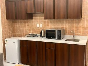 ريزا الفندقية Reeza Suites