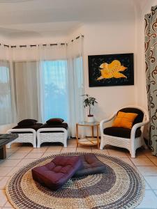 Casa Vista Talisay Overlooking House With Pool cel