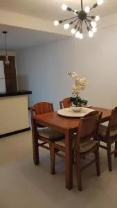 Apto todo climatizado pé na areia - Pontal