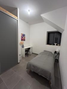 chambre meublée Nantaise dans un T3 commun avec terrasse