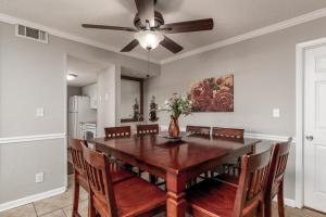 Ocean Dunes 5212 sleeps eight pool oceanside walk to beach