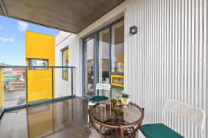 Peaceful new apt next to Sky Lagoon