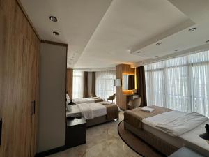 Pars Palas Hotel