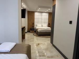 Pars Palas Hotel