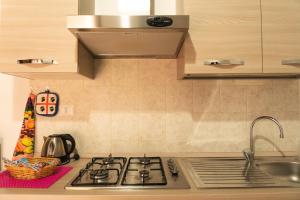 CAMERA CON CUCINA