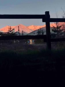 Host2U Art AP - Fireplace - Free parking - 5min Gondola