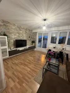 Apartment T3 - Larom