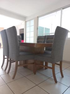 "Crown Marquiz, Apartamentos"