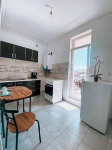 Mountain View Apartment