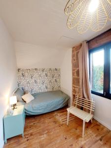 Grange rénovée avec vue dans village paisible