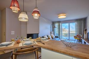 Appartements Le Miroir De Saint-Jacques : photos des chambres